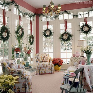 12 Holiday Decoration Themes for Your Home - bhgrelife.com