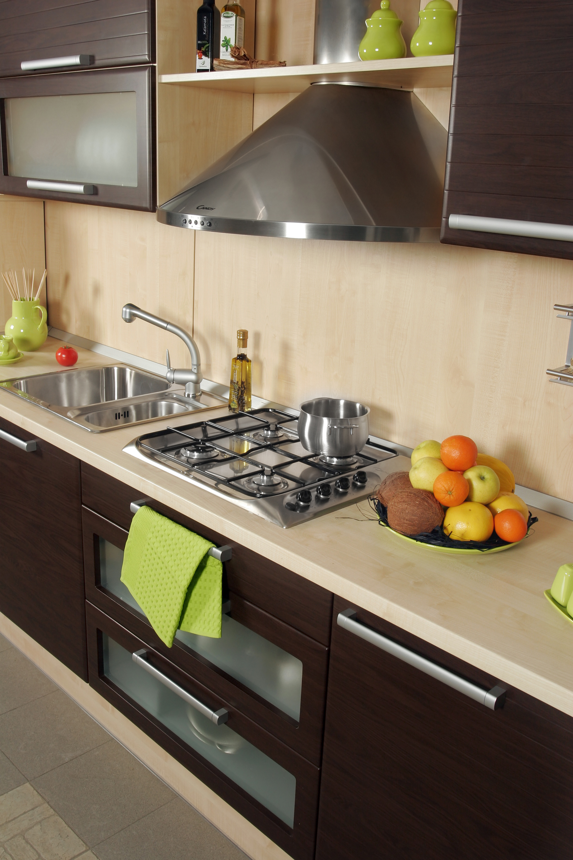 Dated_Kitchen