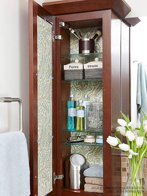 Medicine_Cabinet_Makeover