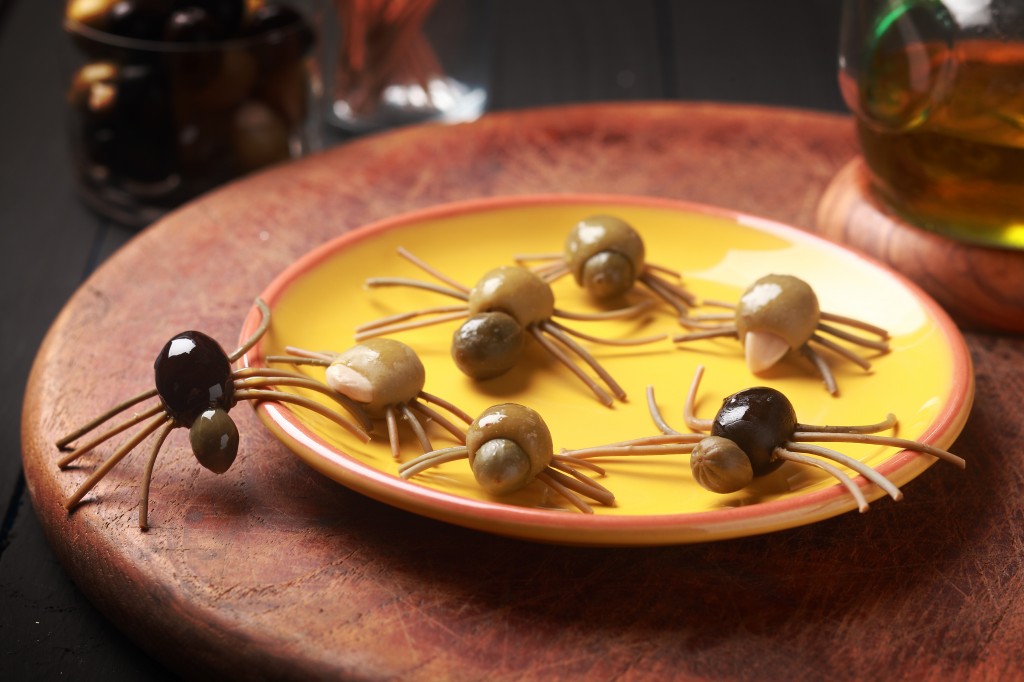 Olive_Spiders