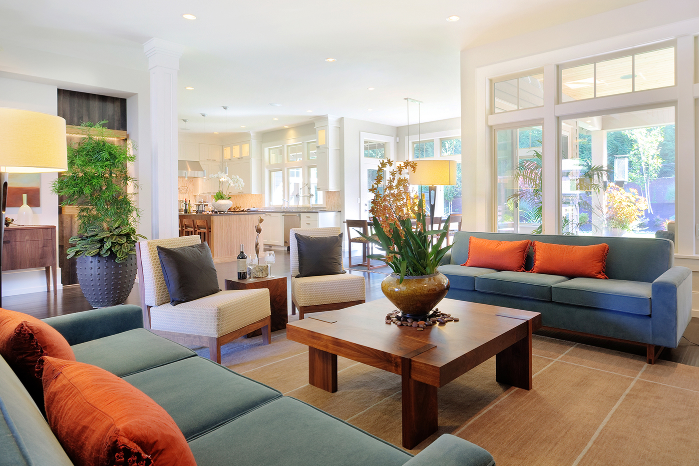Tips for Creating Colorful Living Areas - bhgrelife.com
