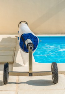 Installing and Maintaining an Energy-Efficient Pool - bhgrelife.com