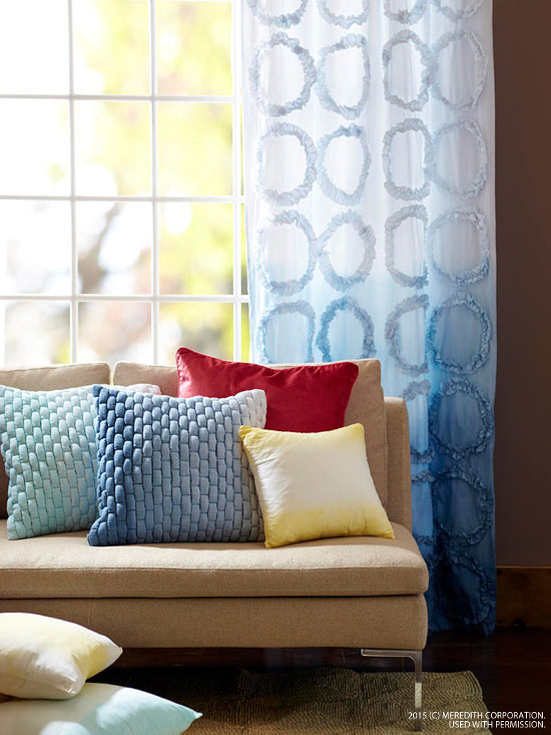 13 Tips to Make Your Home Cozier This Winter - bhgrelife.com