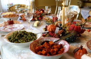 3 Easy Dinner Party Serving Styles - bhgrelife.com