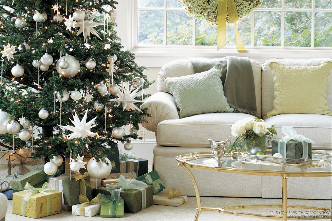 12 Holiday Decoration Themes for Your Home - Better Homes and Gardens