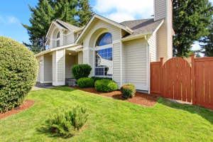 10 Tips to Improve Your Landscaping in the Spring - bhgrelife.com