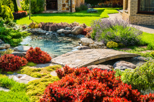 10 Tips to Improve Your Landscaping in the Spring - bhgrelife.com