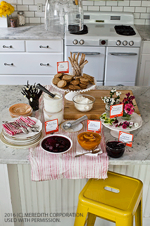 Easy Themes for Memorable Outdoor Parties - bhgrelife.com