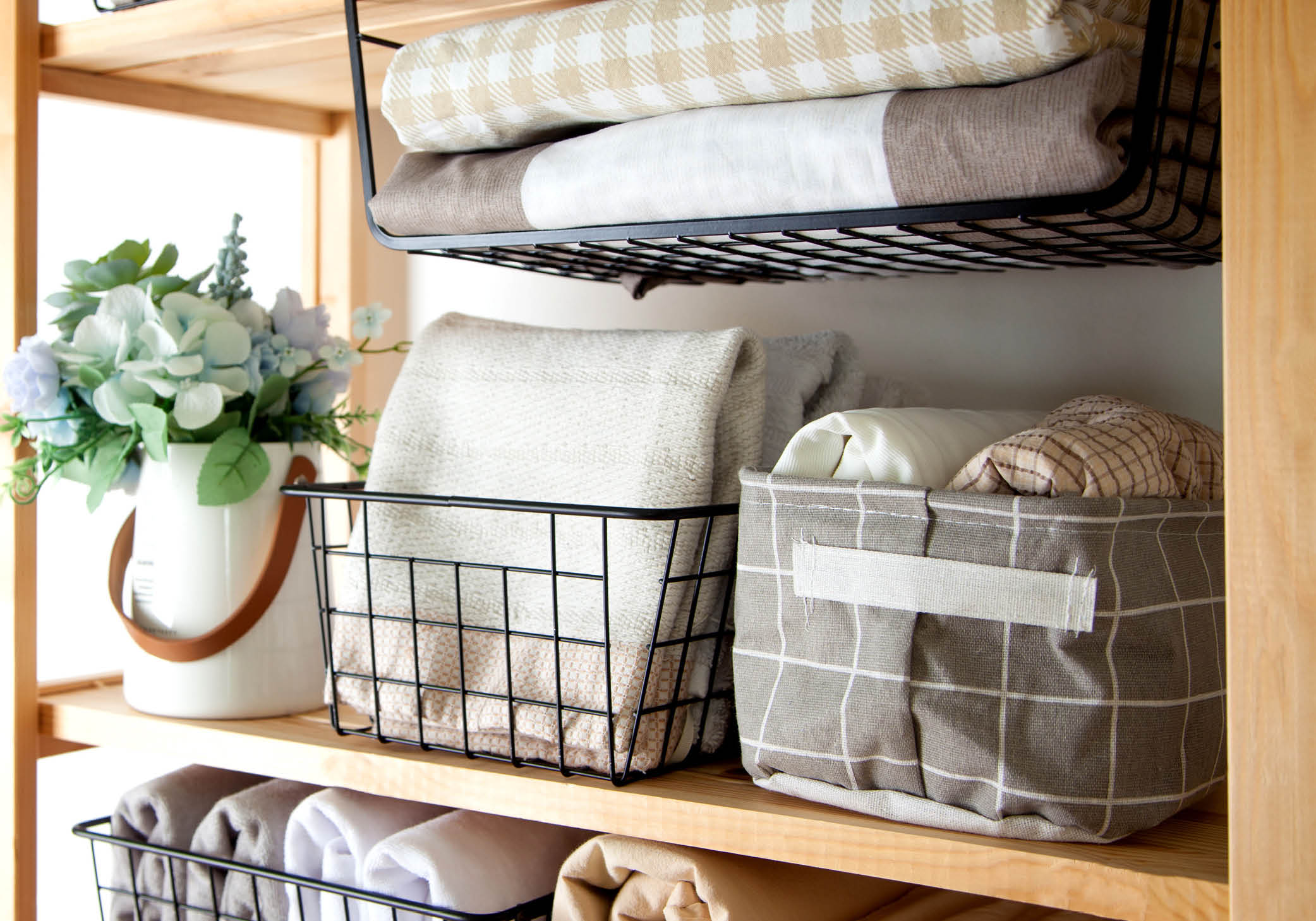 How to Organize Your Linen Closet