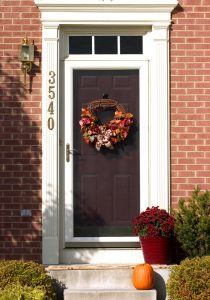 bhgrelife.com - Cozy and Colorful Home Decorations for Fall