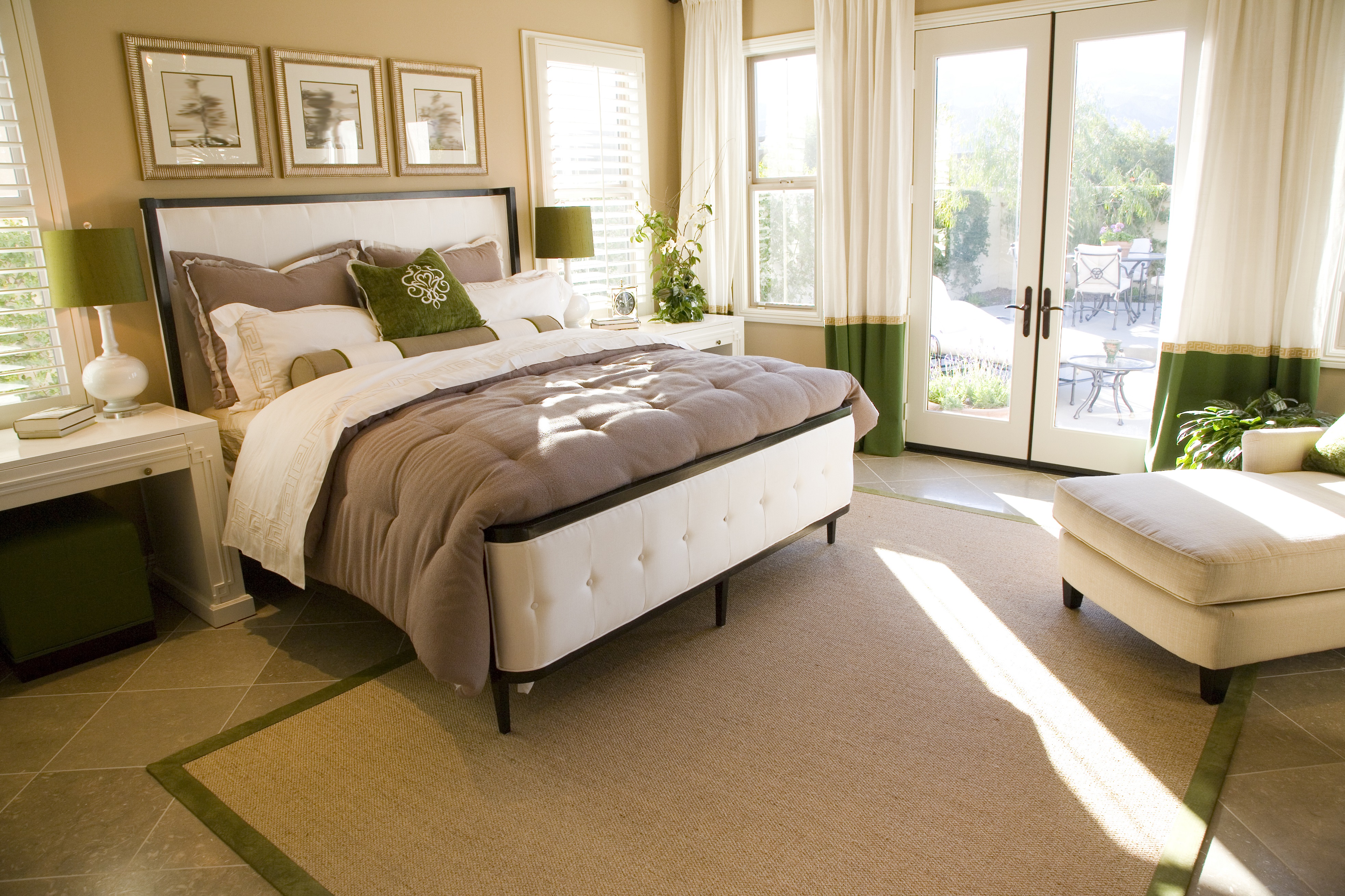 New Guest Bedroom Ideas for Large Space