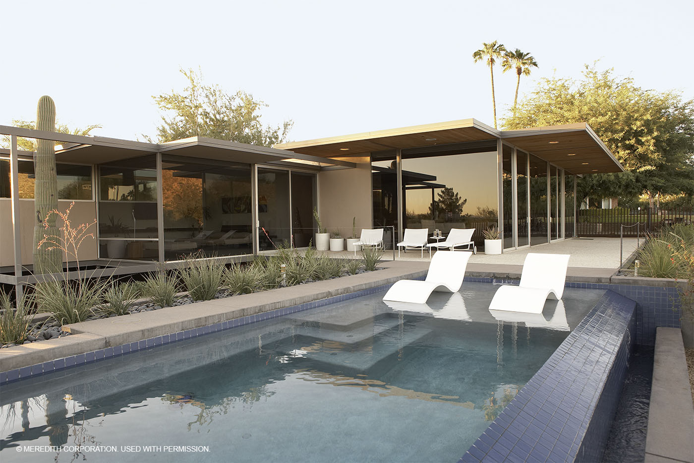 Outdoor Jacuzzi and Pool Design Ideas - Better Homes and Gardens