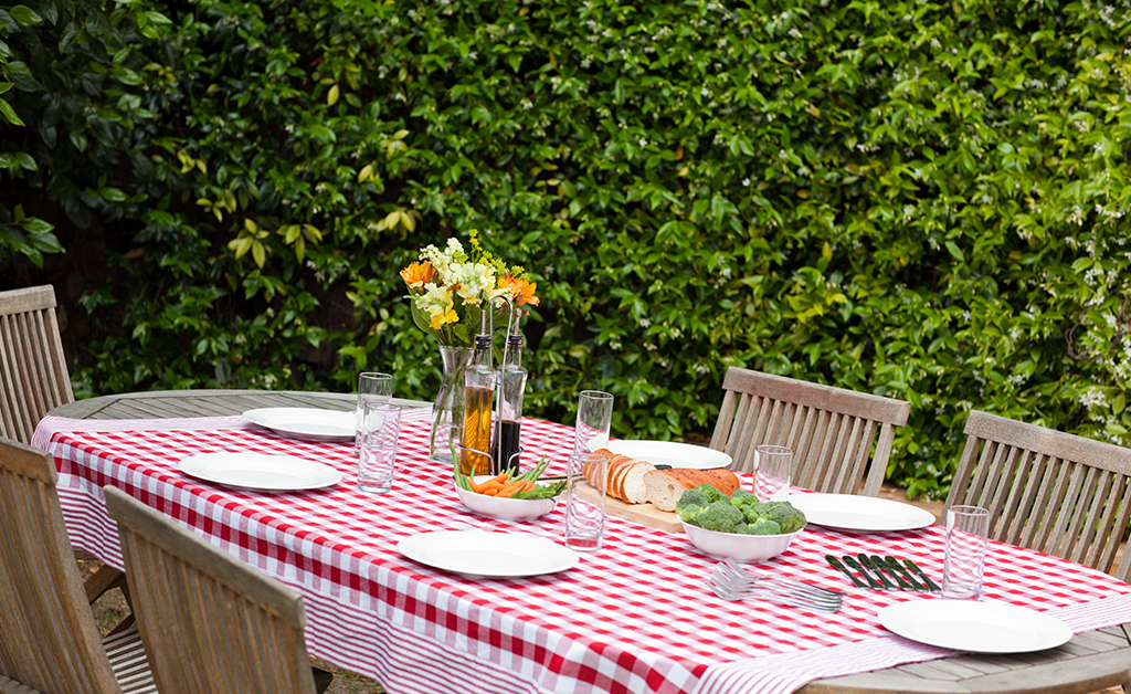 Casual Porch and Patio Dining Better Homes and Gardens Real Estate Life